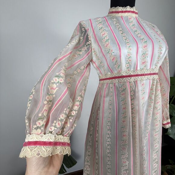 Vintage 1970s Lorrie Deb Floral Lace Victorian Prairie Dress, Gunne Sax Style - Picture 7 of 16